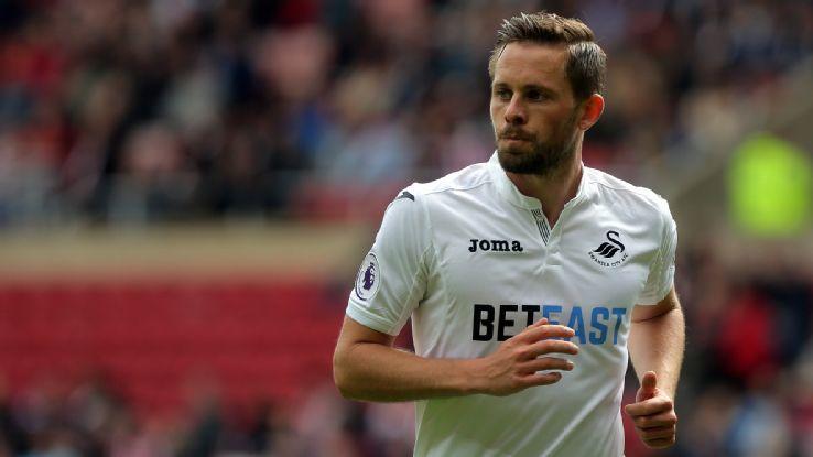 姆巴佩或带伤硬战西超杯决赛，表面团队精神实为个人主义