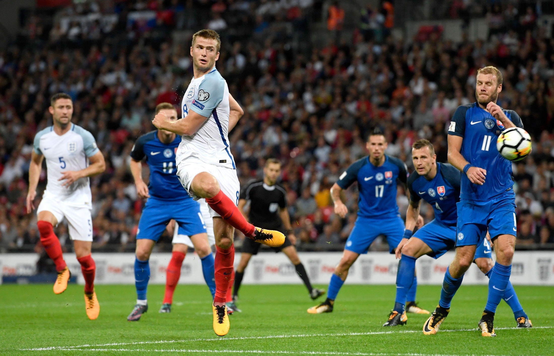 《Hounimal》正式推出 好评治愈系家装肉鸽RPG