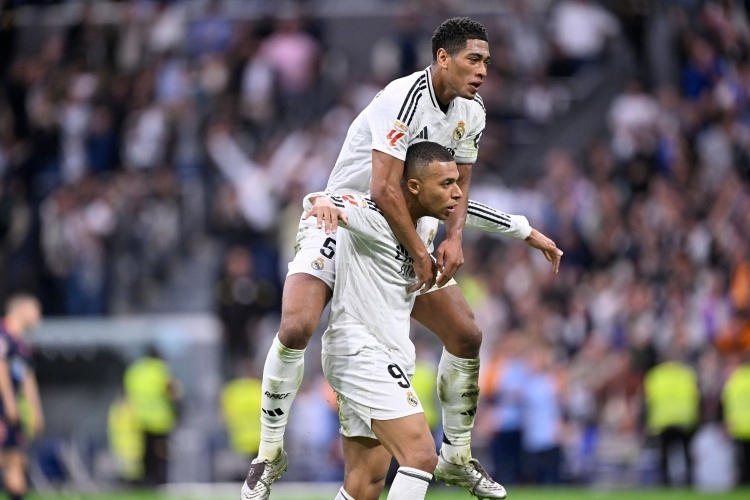 [中超]上海海港客场收获胜利