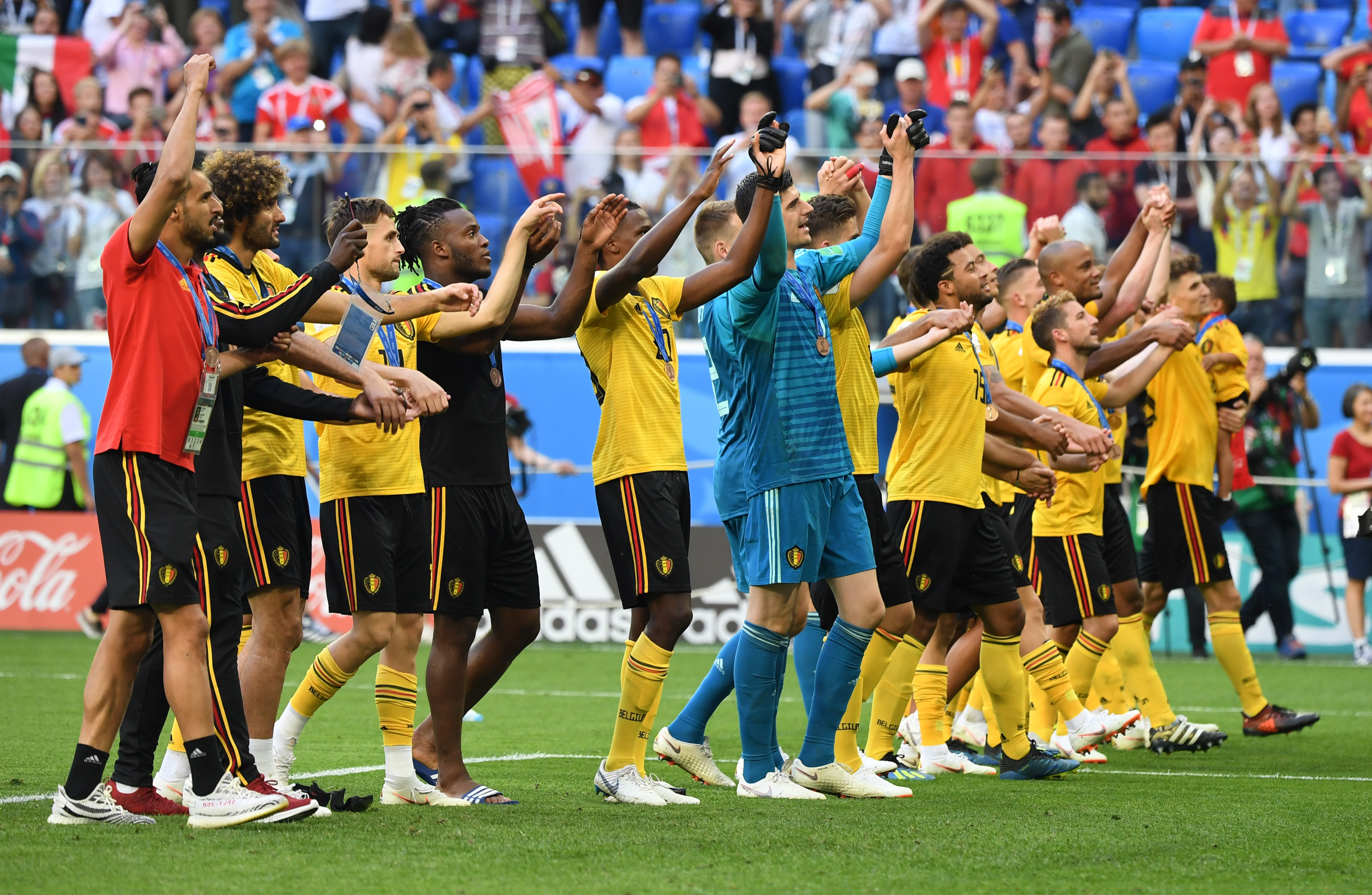 Steam审核引争议 成人游戏遭清洗 爱泼斯坦游戏却能更新