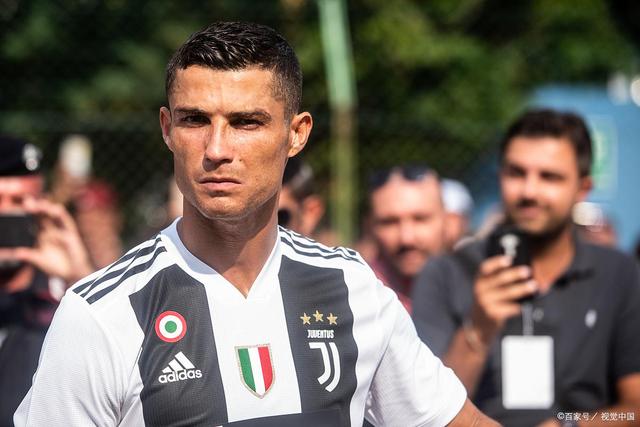 《王者》夏日版本“墨染江湖”公开！蒙犽皮肤演示